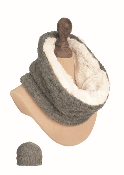 Hot Tomato cosy snood -2 colours