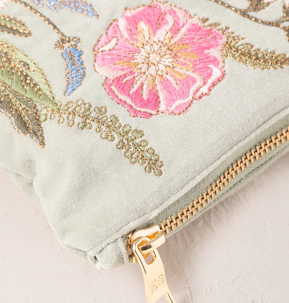 Eliabeth Scarlett everyday pouch-Pressed flowers MUM