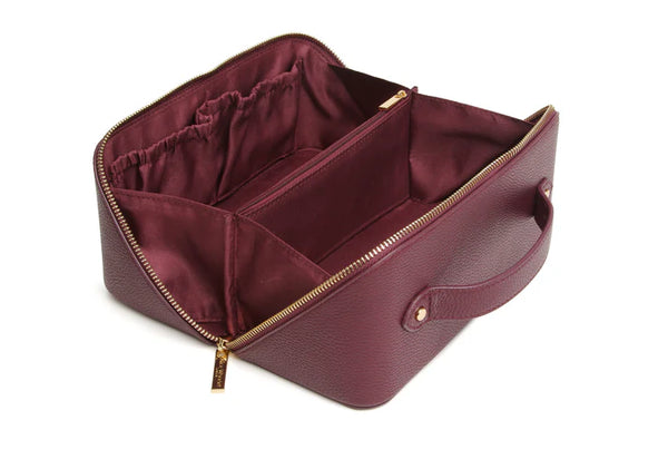 Alice Wheeler train case -Berry