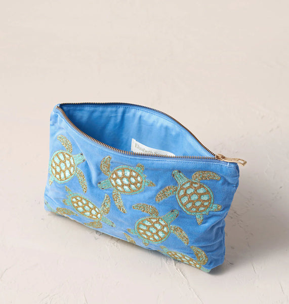 Elizabeth Scarlett Everyday pouch- Turtle Caribbean sea