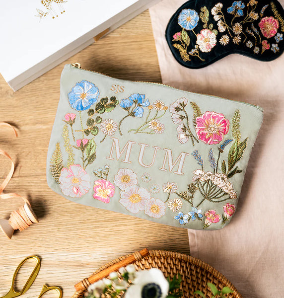 Eliabeth Scarlett everyday pouch-Pressed flowers MUM